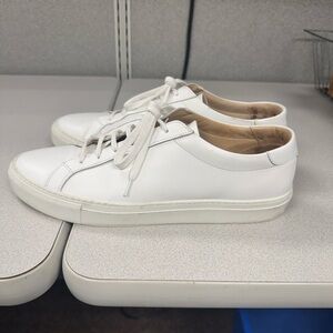 Suitsupply white sneaker 42